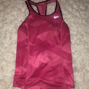 Nike women’s tank top